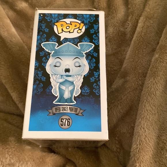 Haunted mansion opera singer funko pop, Disney - Picture 2 of 5